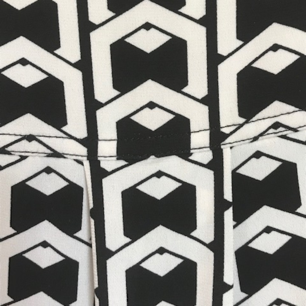 NWOT Laundry By Shelli Segal Geometric Print Dress - Picture 4 of 4